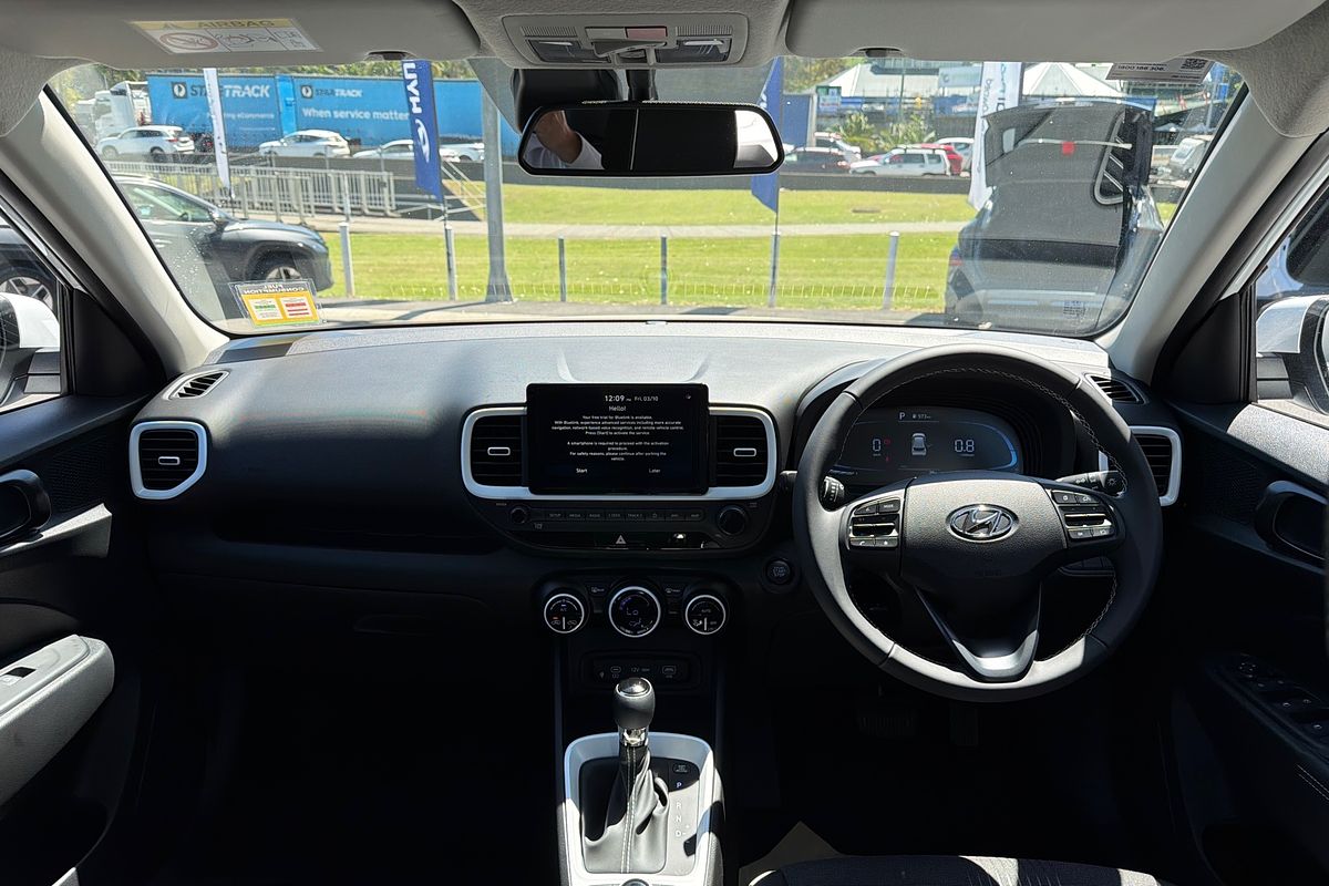 2025 Hyundai Venue Elite QX.V5