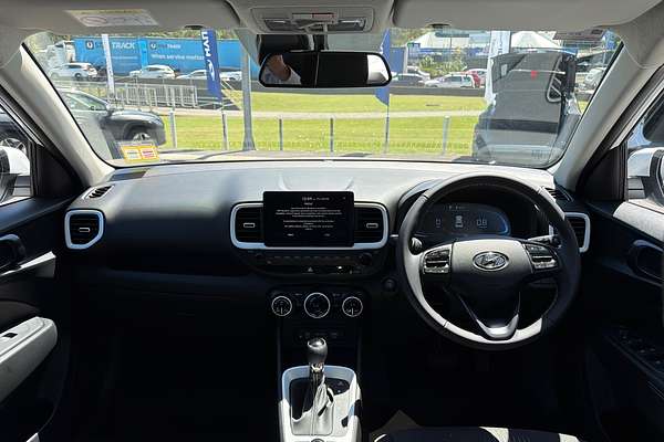 2025 Hyundai Venue Elite QX.V5
