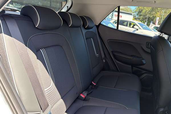 2025 Hyundai Venue Elite QX.V5