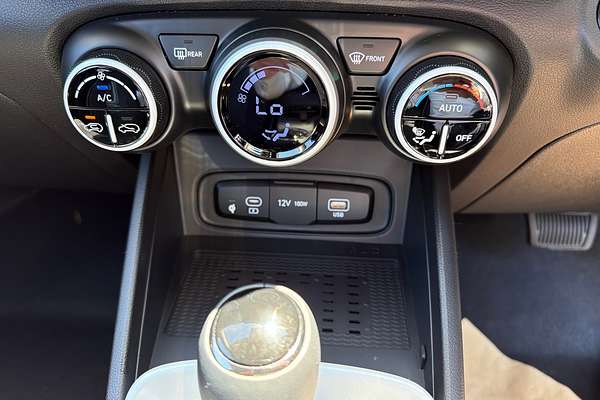 2025 Hyundai Venue Elite QX.V5