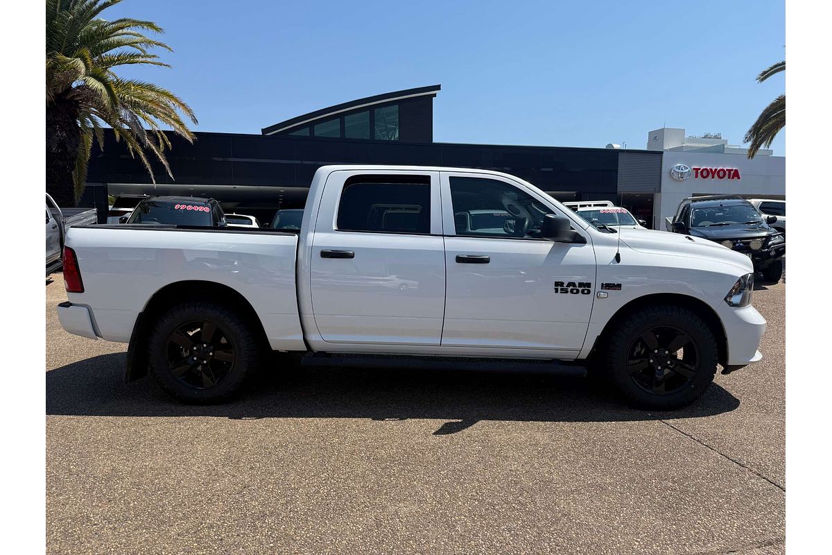 2022 RAM 1500 Express DS 4X4 SWB