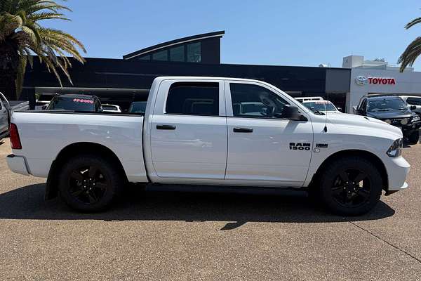 2022 RAM 1500 Express DS 4X4 SWB