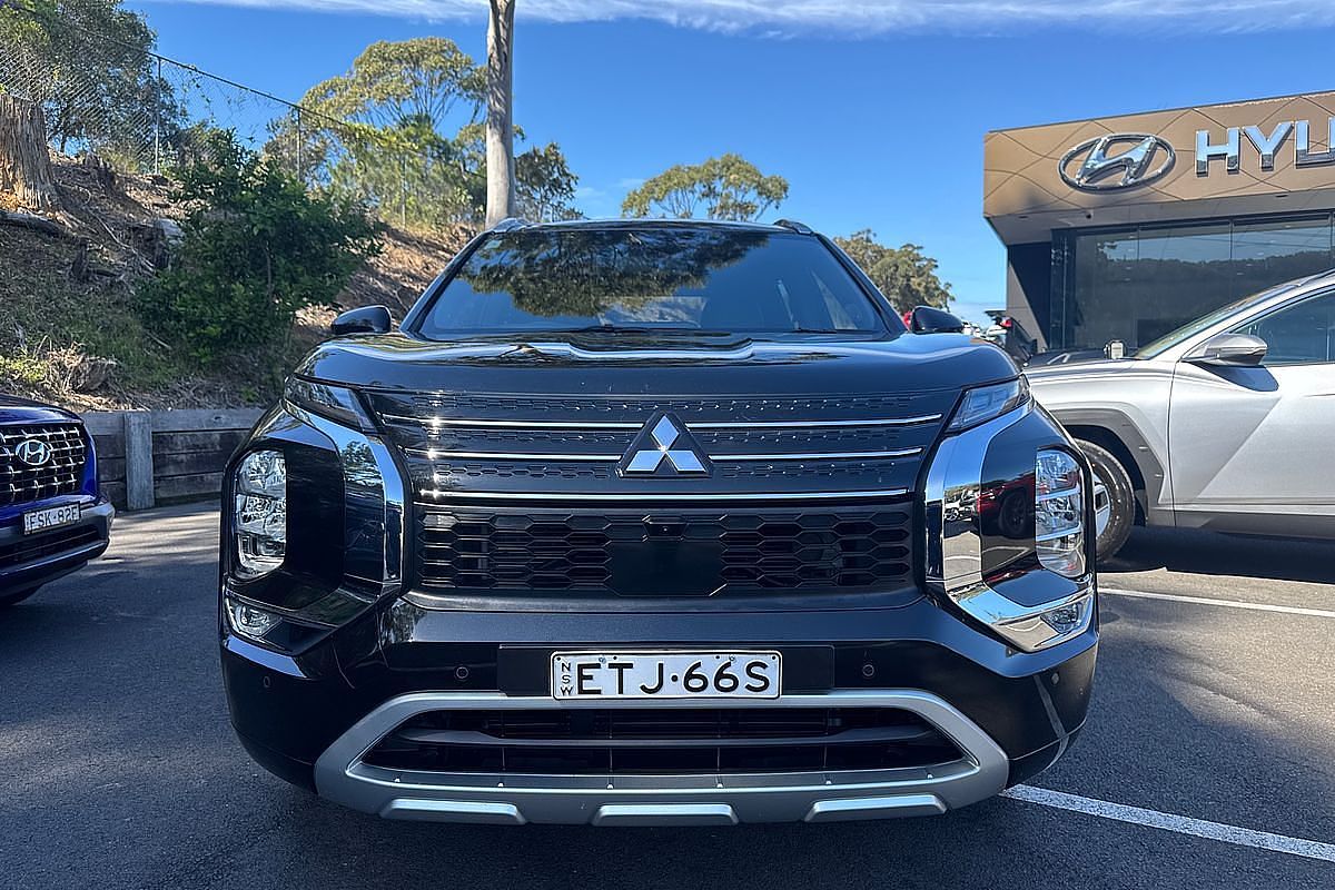 2022 Mitsubishi Outlander Exceed Tourer ZM