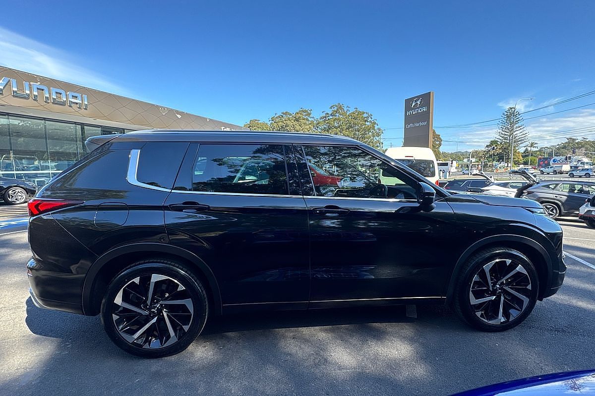 2022 Mitsubishi Outlander Exceed Tourer ZM