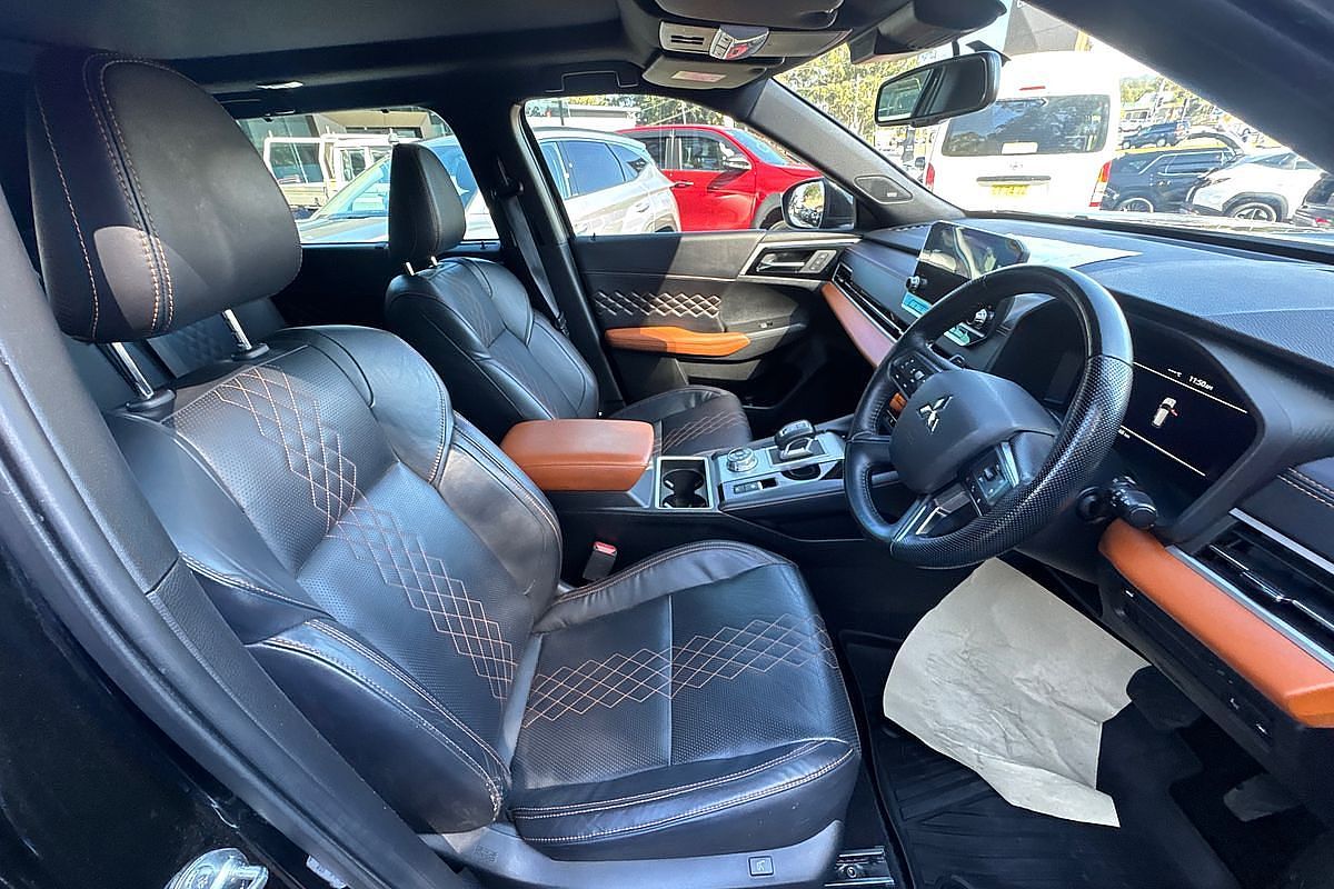 2022 Mitsubishi Outlander Exceed Tourer ZM