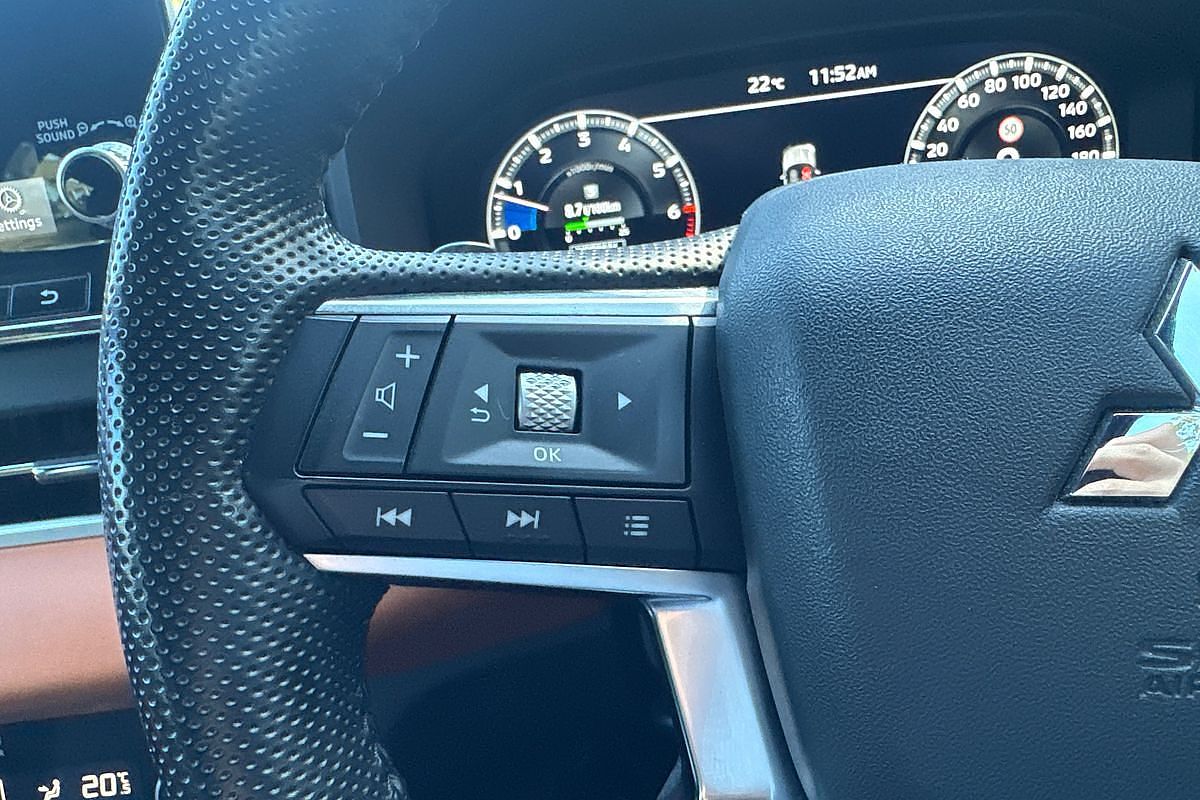 2022 Mitsubishi Outlander Exceed Tourer ZM