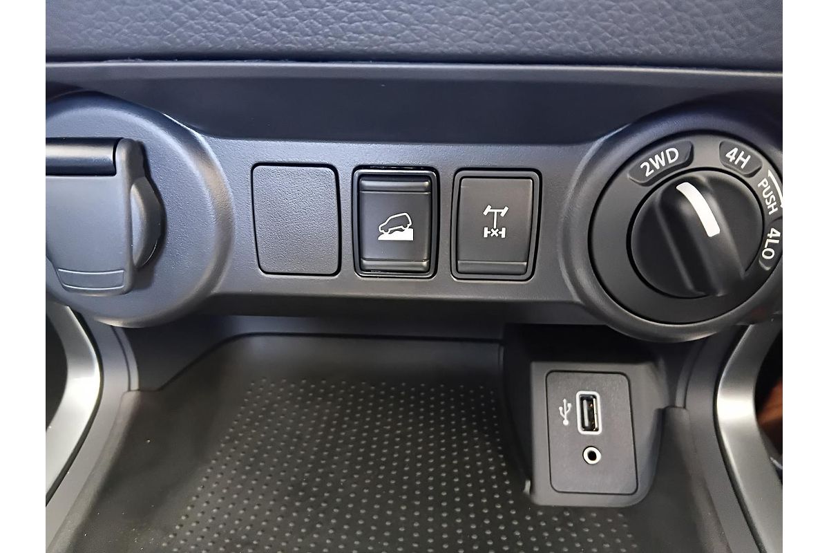 2024 Nissan Navara SL D23 4X4