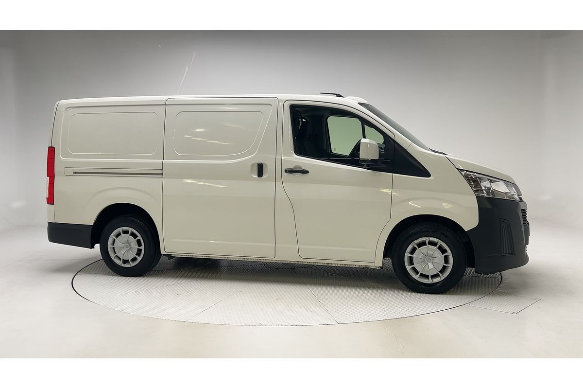 2022 Toyota Hiace GDH300R LWB