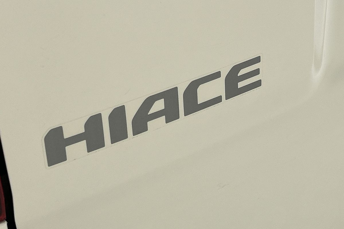 2022 Toyota Hiace GDH300R LWB