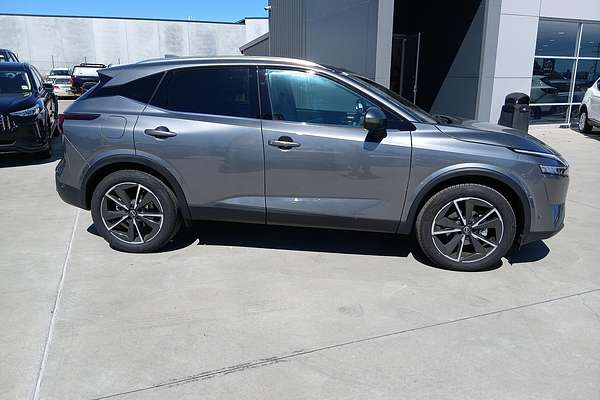 2024 Nissan QASHQAI Ti J12