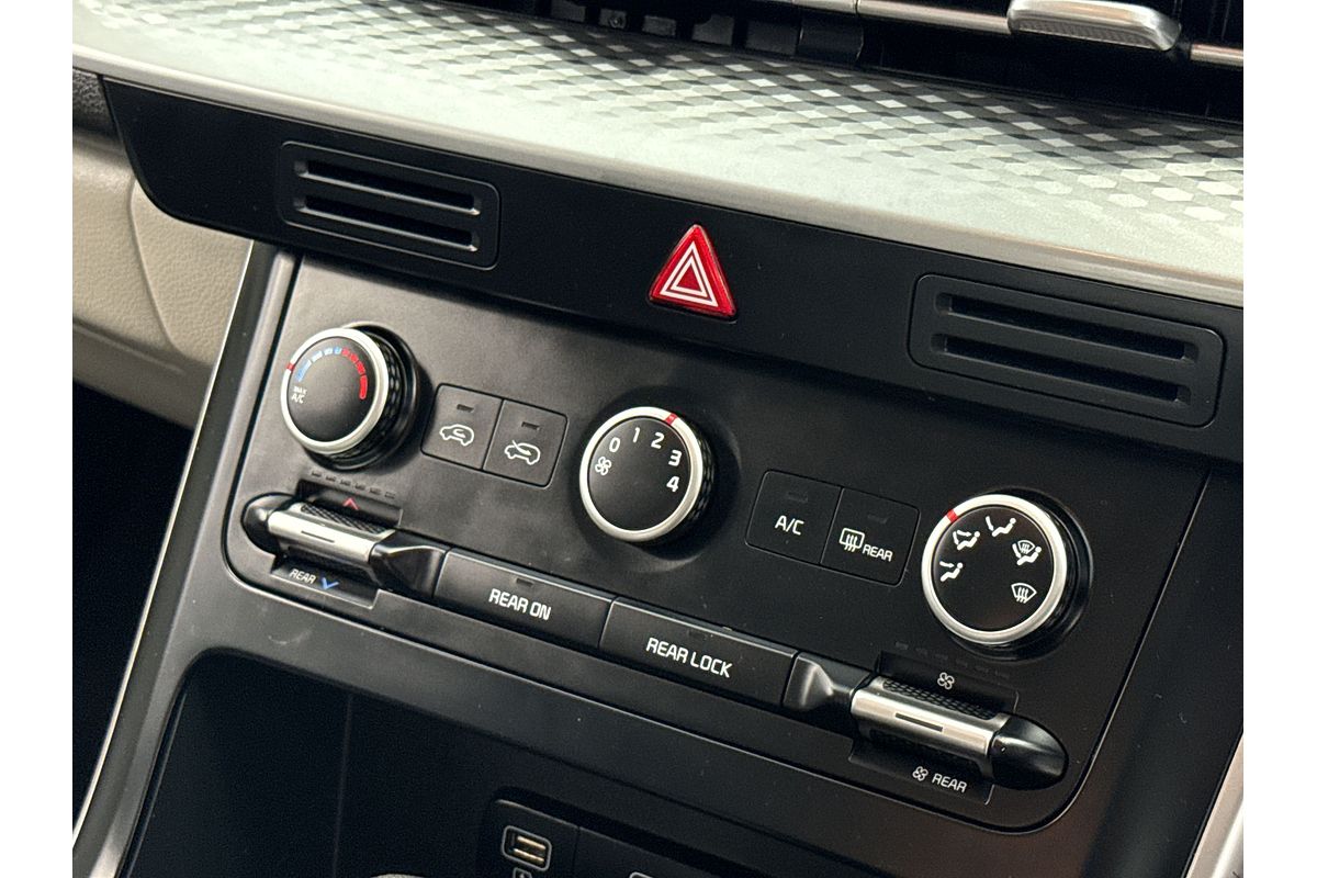 2022 Kia Carnival S KA4