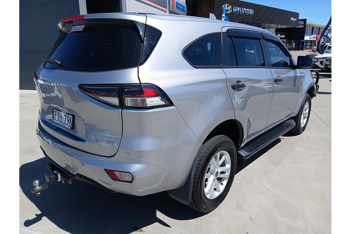 2021 Isuzu MU-X LS-M