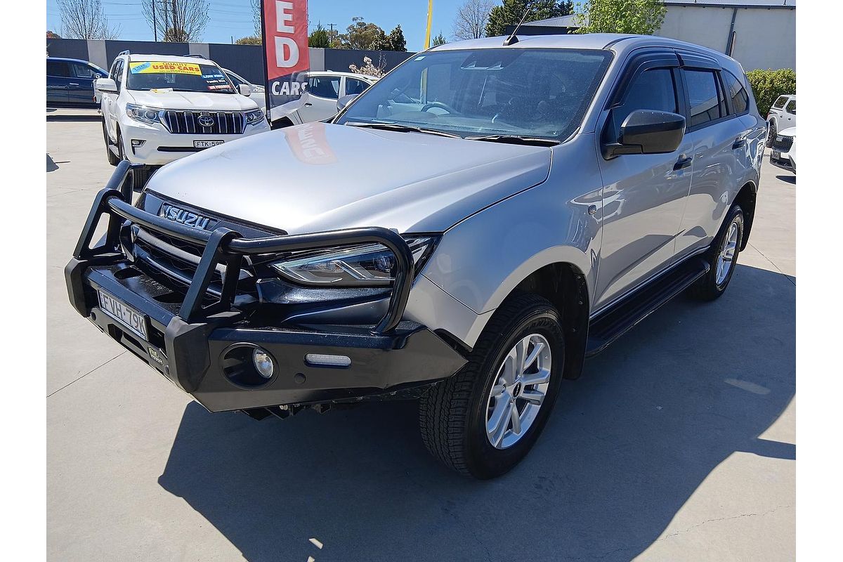 2021 Isuzu MU-X LS-M