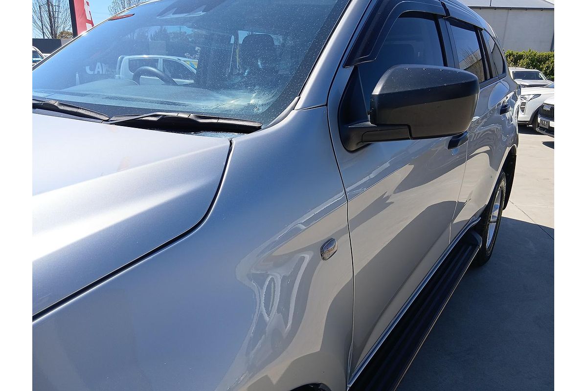2021 Isuzu MU-X LS-M