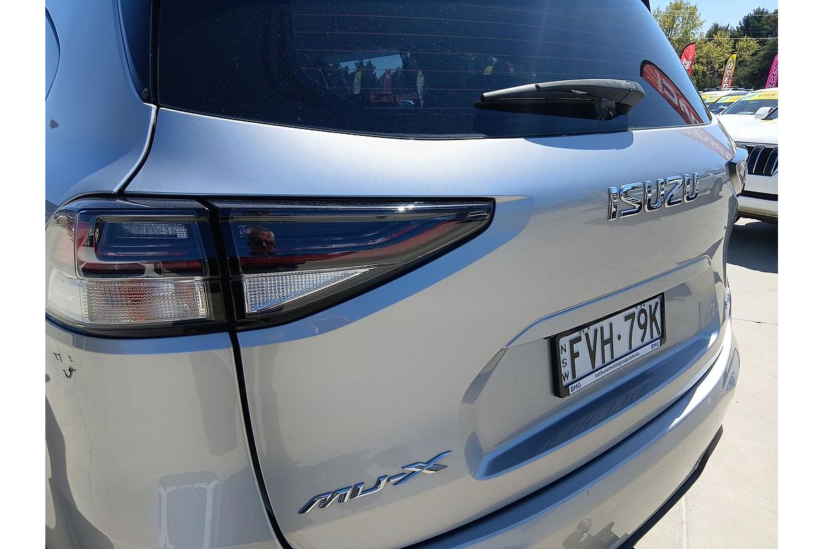 2021 Isuzu MU-X LS-M