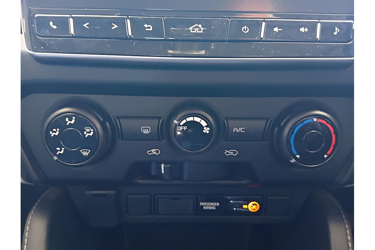 2021 Isuzu MU-X LS-M