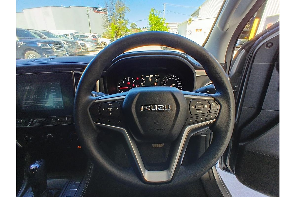 2021 Isuzu MU-X LS-M