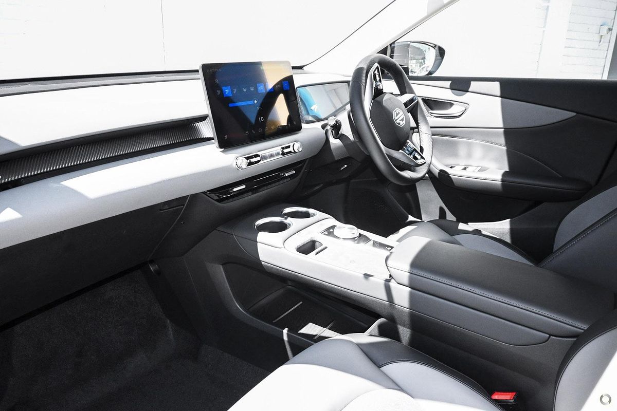 2025 MG MGS5 EV Essence 62 ZS3EM