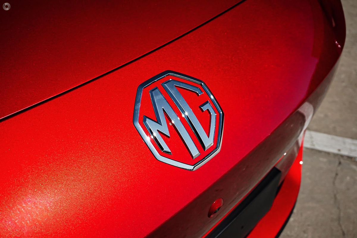 2025 MG MGS5 EV Essence 62 ZS3EM