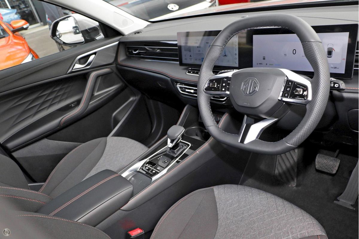 2025 MG HS Hybrid+ Excite AS33H