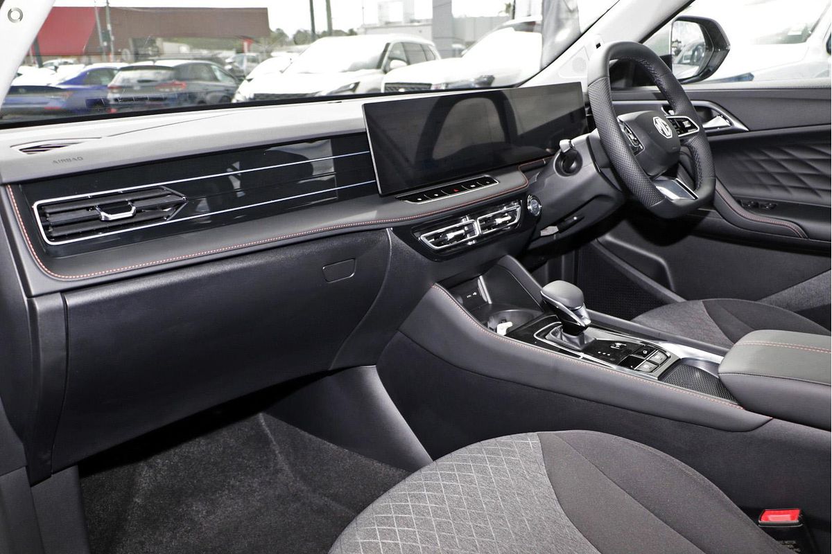 2025 MG HS Hybrid+ Excite AS33H