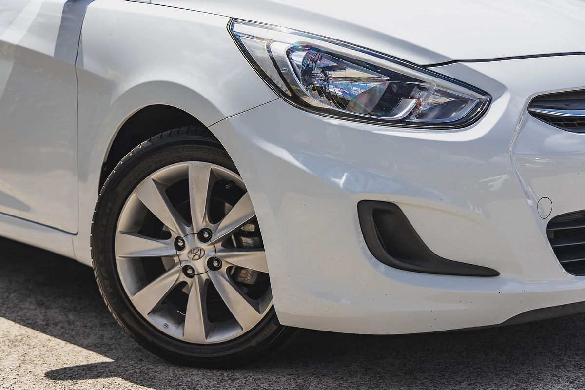 2017 Hyundai Accent Sport RB5