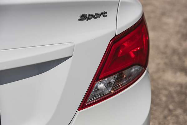 2017 Hyundai Accent Sport RB5