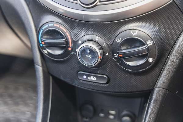 2017 Hyundai Accent Sport RB5
