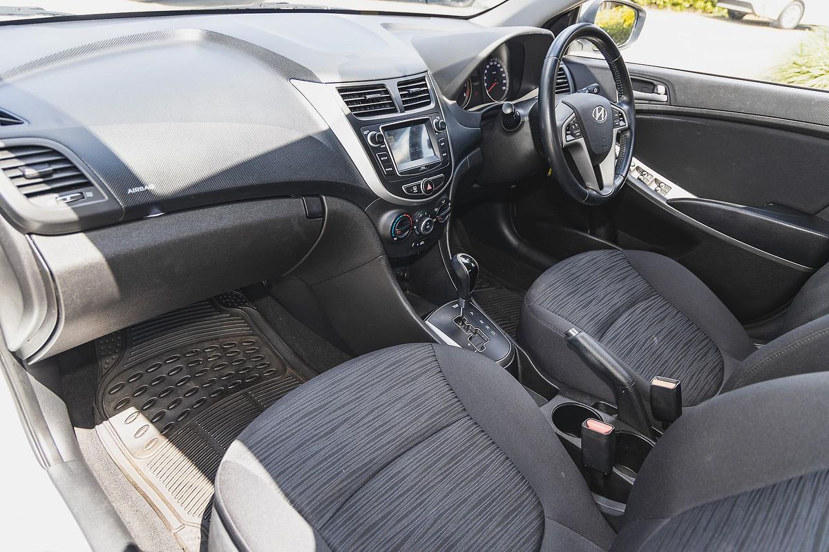 2017 Hyundai Accent Sport RB5