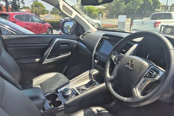 2021 Mitsubishi Pajero Sport GLS QF