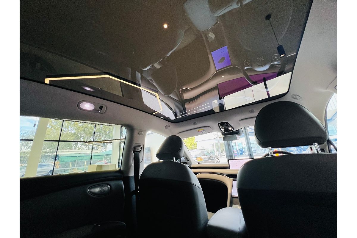 2025 MG IM6 Premium S12L