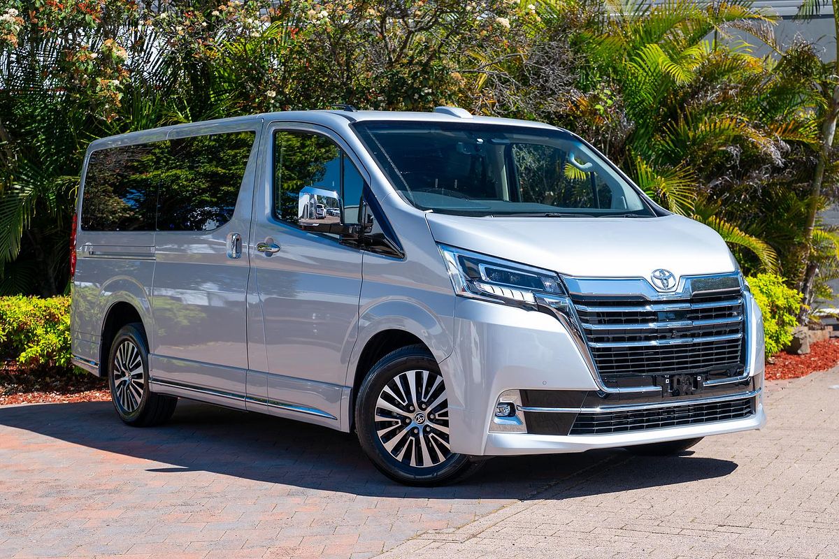 2024 Toyota Granvia VX GDH303R