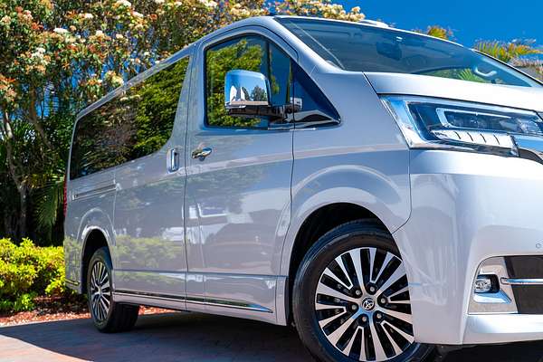 2024 Toyota Granvia VX GDH303R