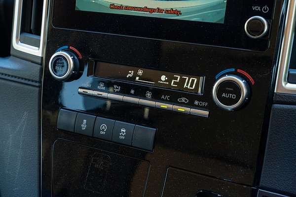 2024 Toyota Granvia VX GDH303R