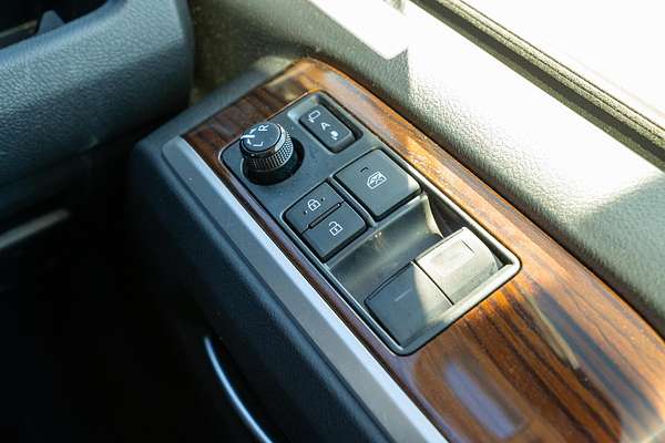 2024 Toyota Granvia VX GDH303R