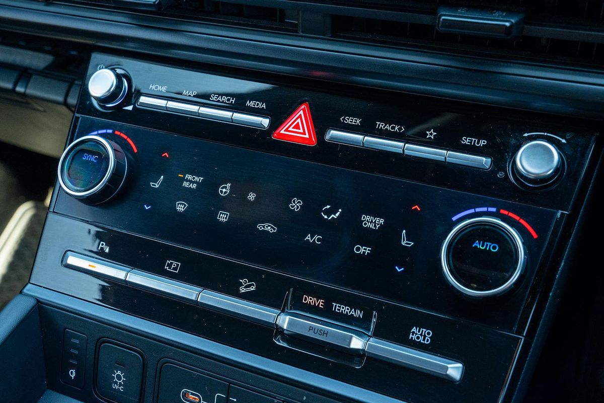 2024 Hyundai Santa Fe Hybrid Calligraphy MX5.V1