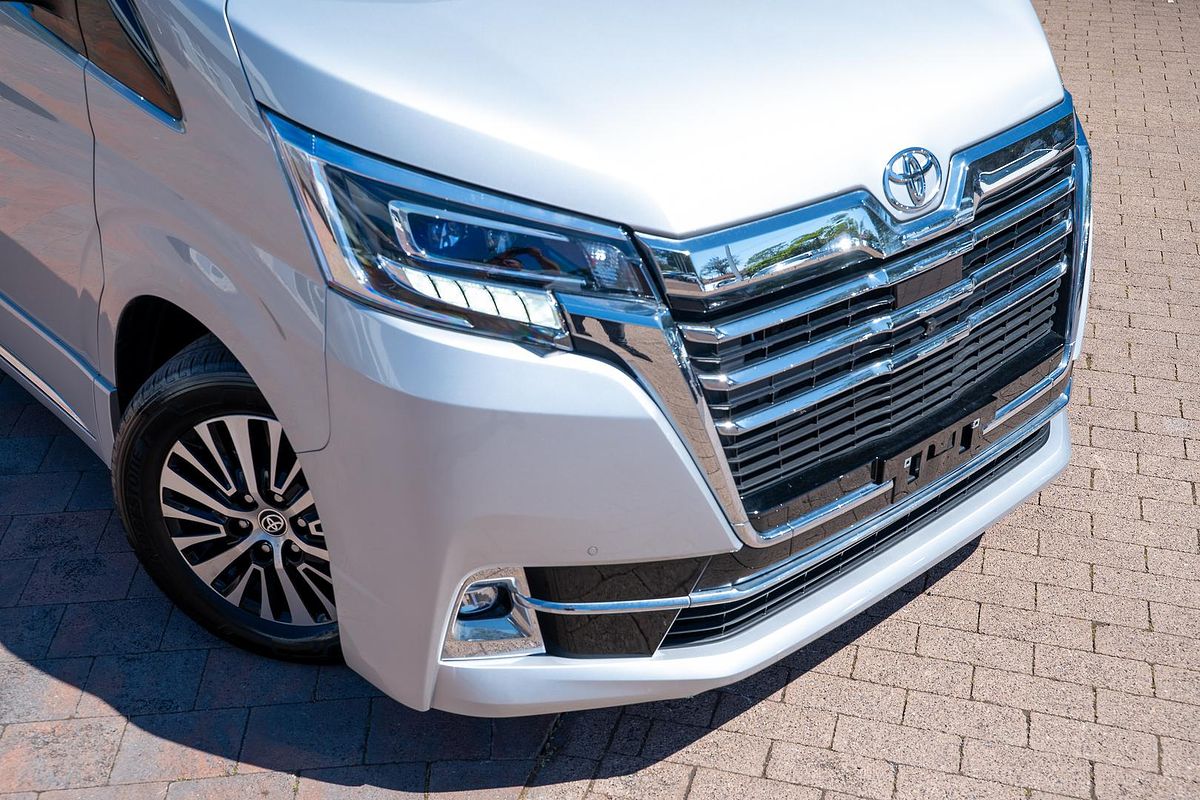 2024 Toyota Granvia VX GDH303R