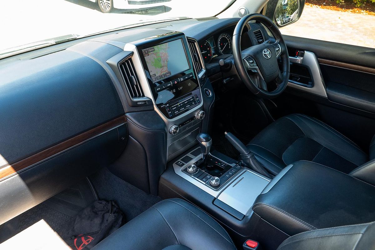 2017 Toyota Landcruiser VX VDJ200R