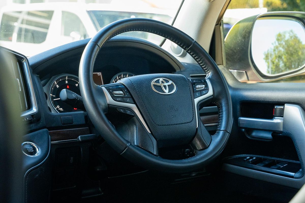 2017 Toyota Landcruiser VX VDJ200R