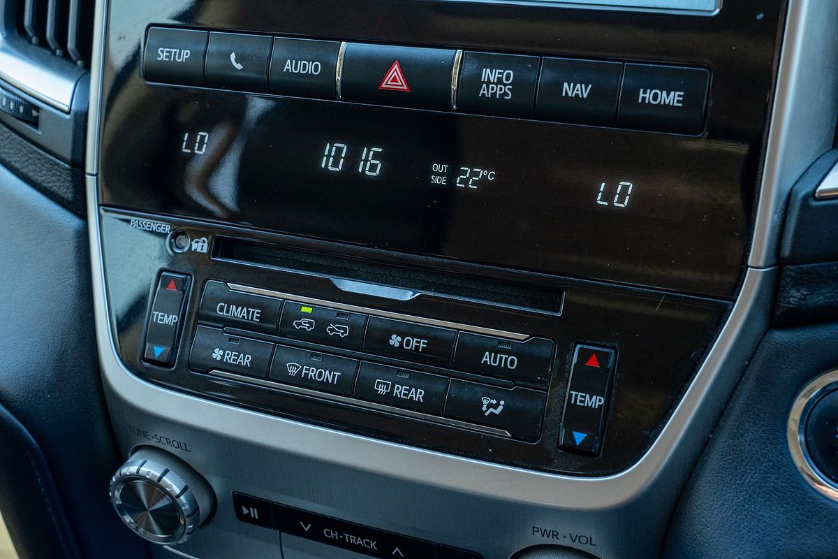 2017 Toyota Landcruiser VX VDJ200R