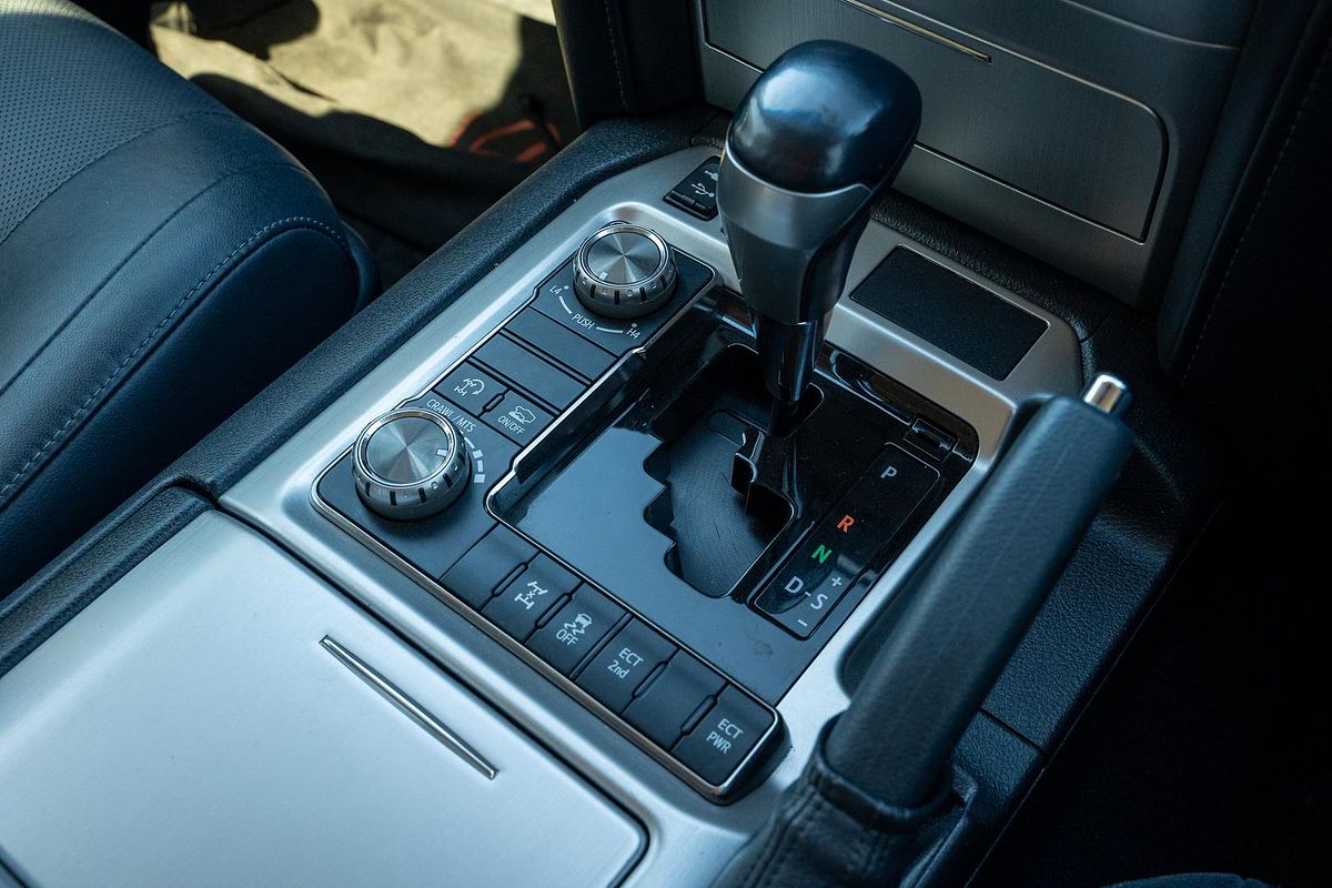 2017 Toyota Landcruiser VX VDJ200R