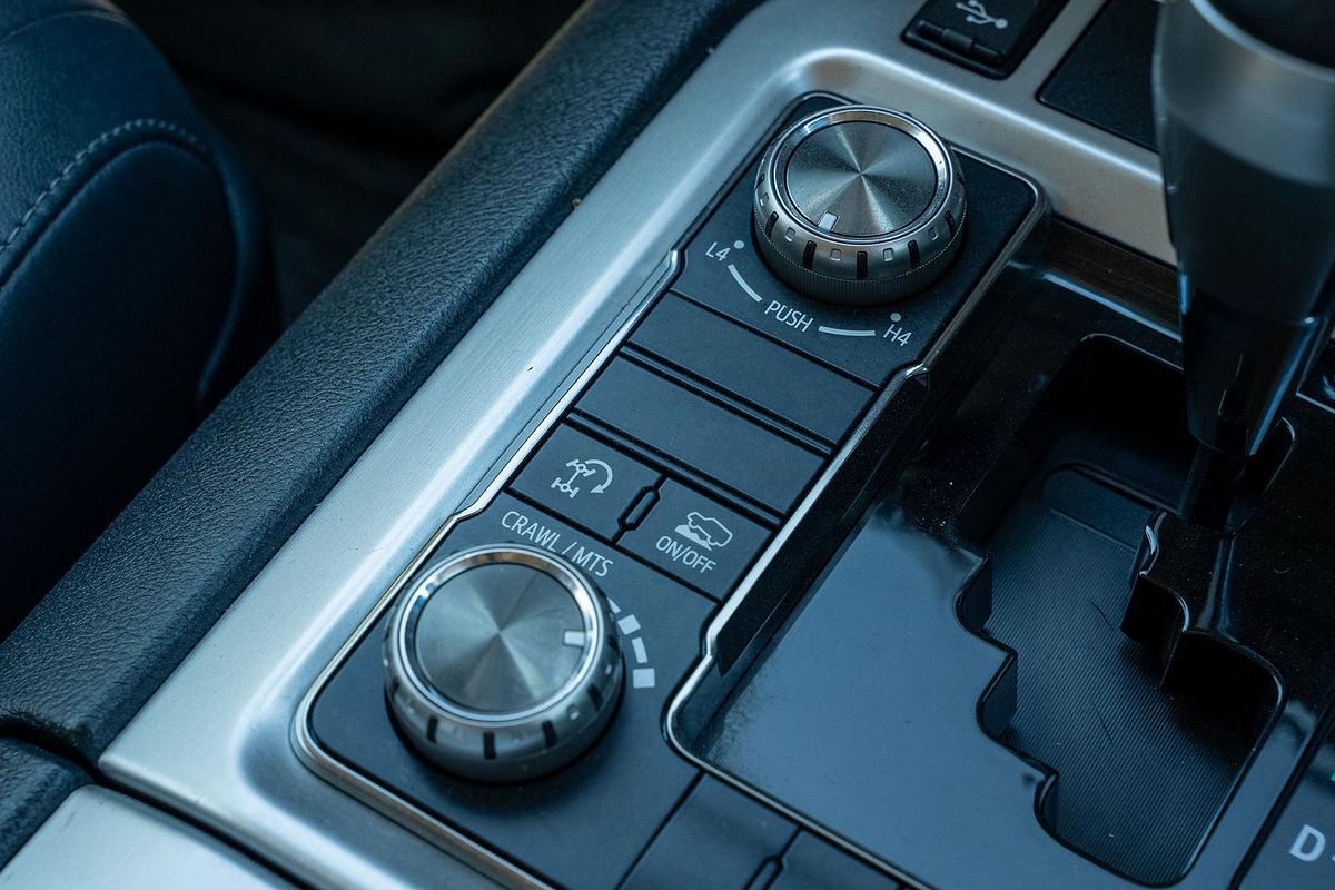 2017 Toyota Landcruiser VX VDJ200R