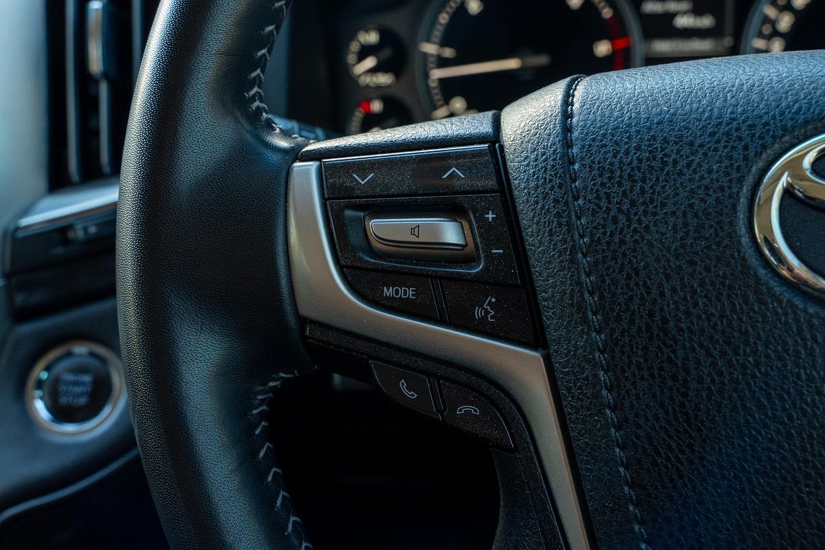 2017 Toyota Landcruiser VX VDJ200R