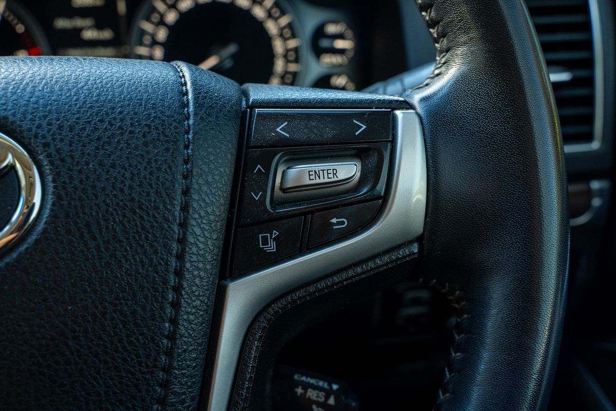 2017 Toyota Landcruiser VX VDJ200R