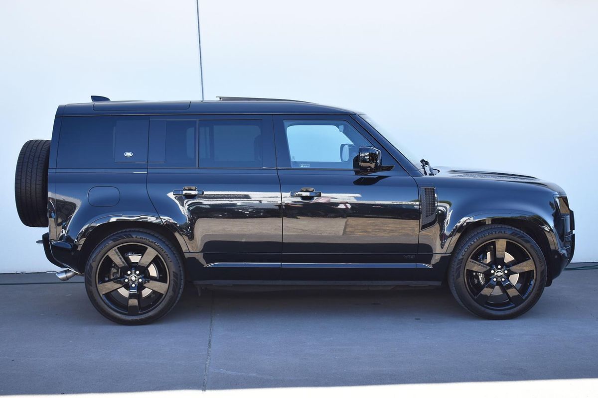 2023 Land Rover Defender 110 P525 V8 L663