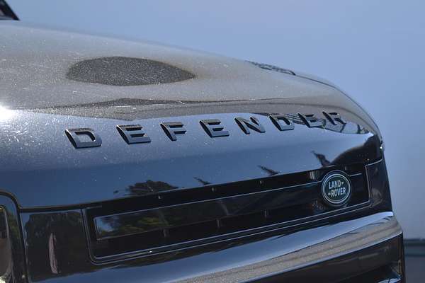 2023 Land Rover Defender 110 P525 V8 L663
