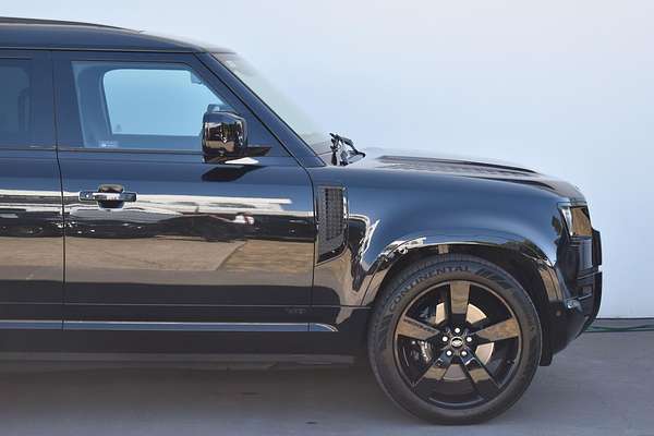 2023 Land Rover Defender 110 P525 V8 L663