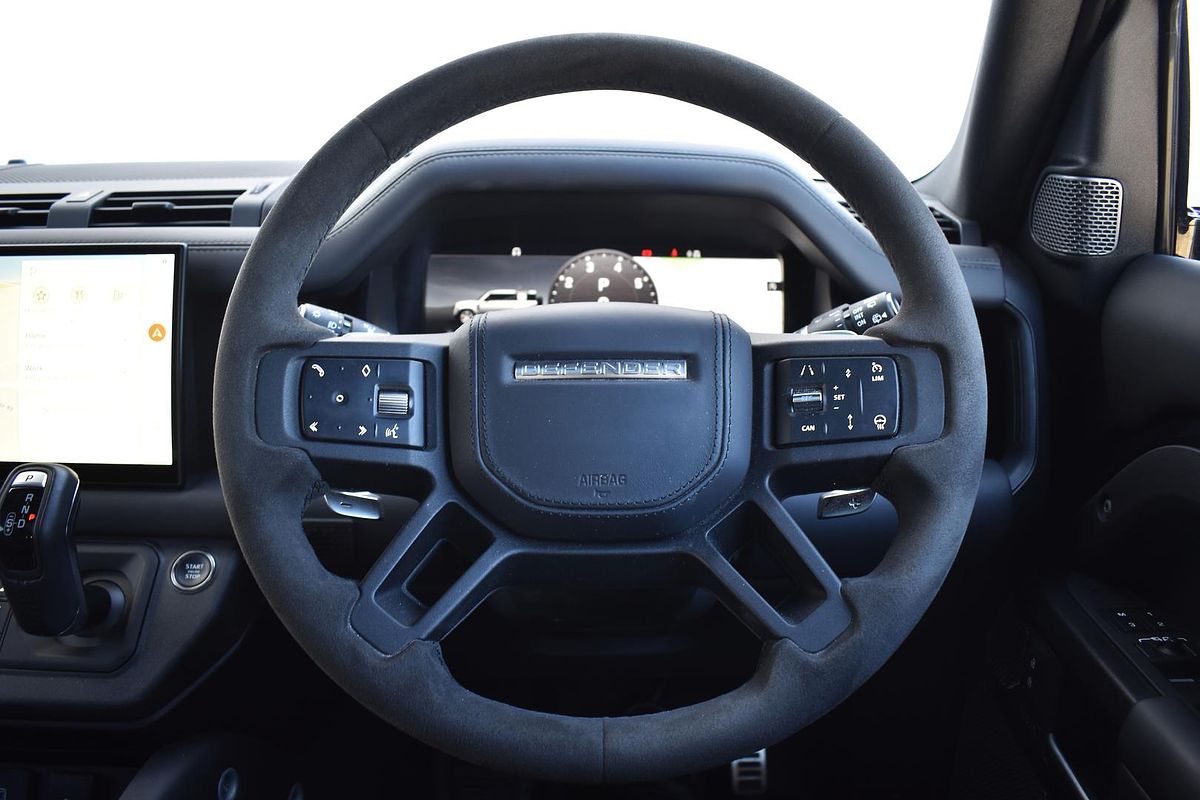 2023 Land Rover Defender 110 P525 V8 L663