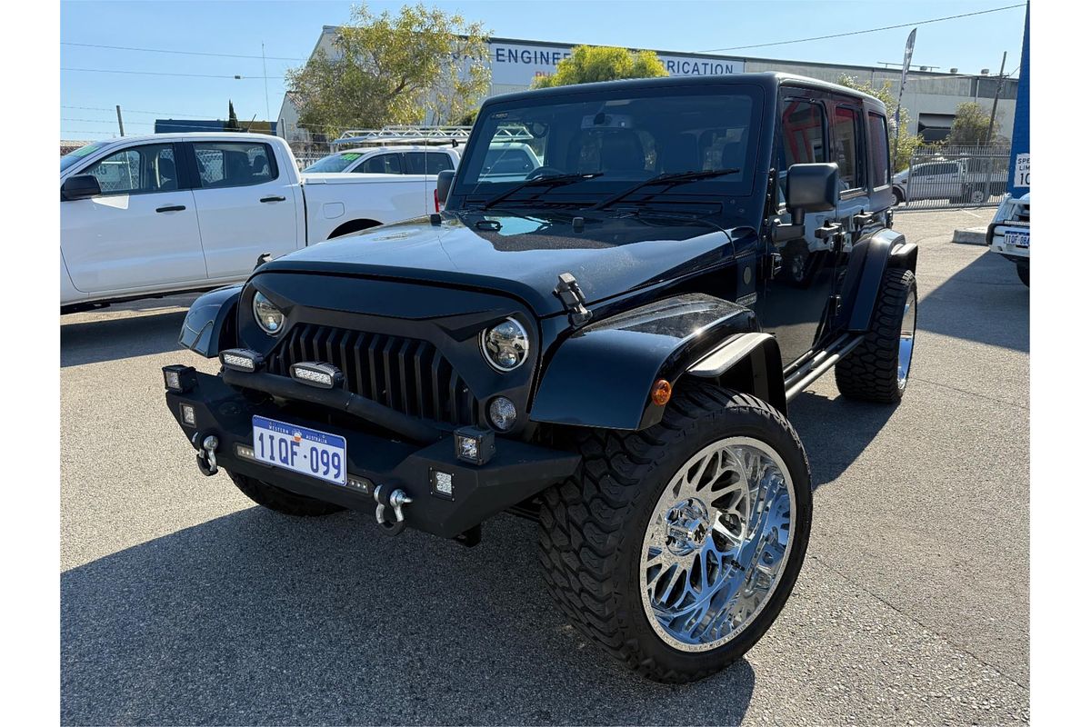 2018 Jeep Wrangler Unlimited Overland JK