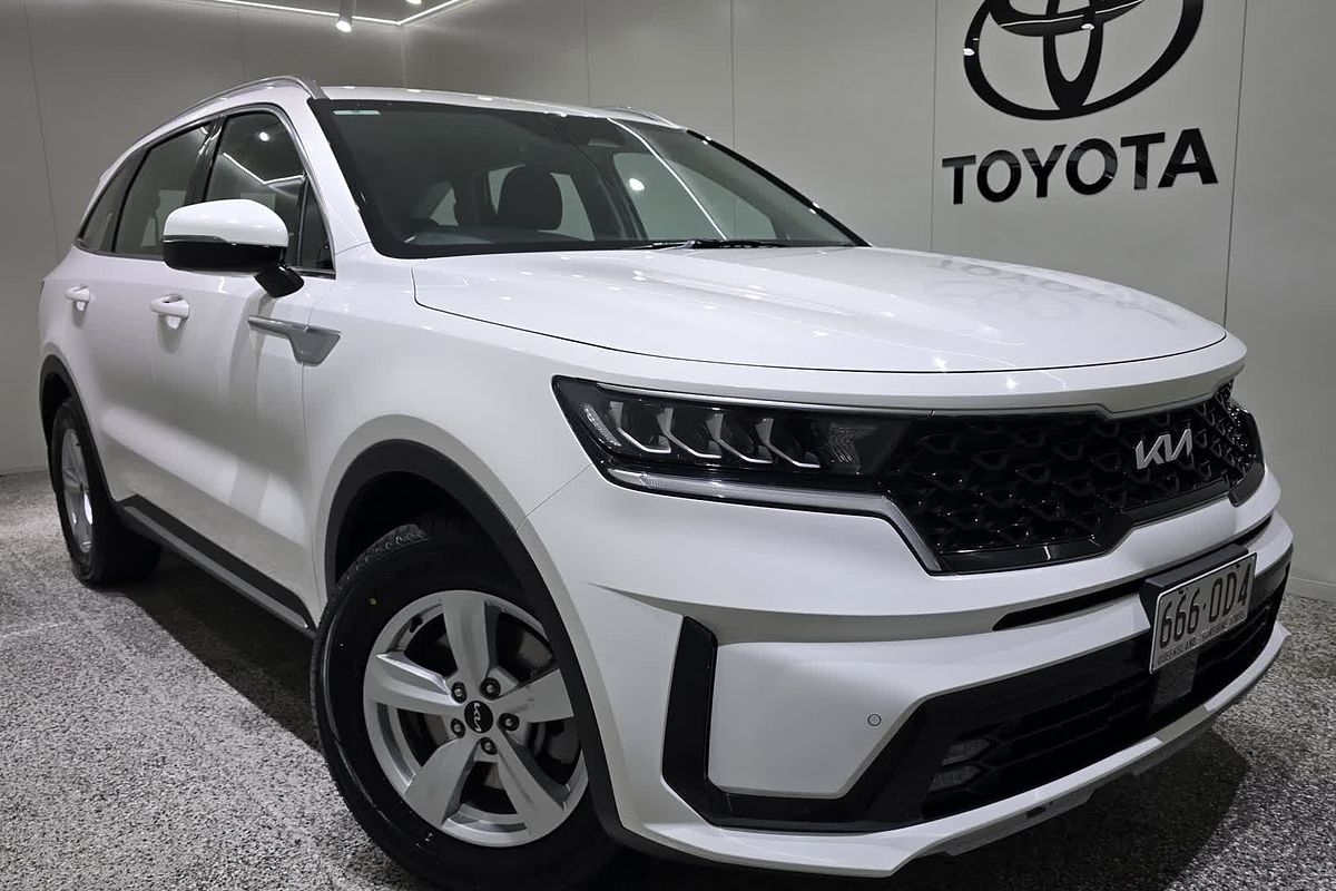 2023 Kia Sorento S MQ4